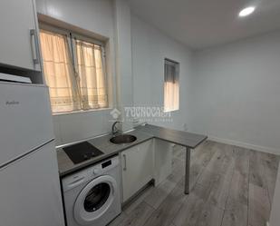 Kitchen of Flat for sale in  Madrid Capital  with Heating