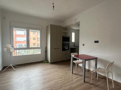 Sala d'estar de Pis en venda en  Valencia Capital