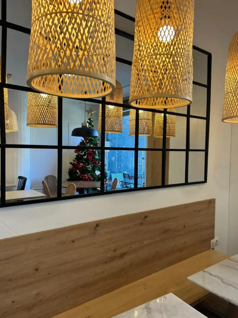 Business premises for transfer in Castell - Poble Vell, imagen 2