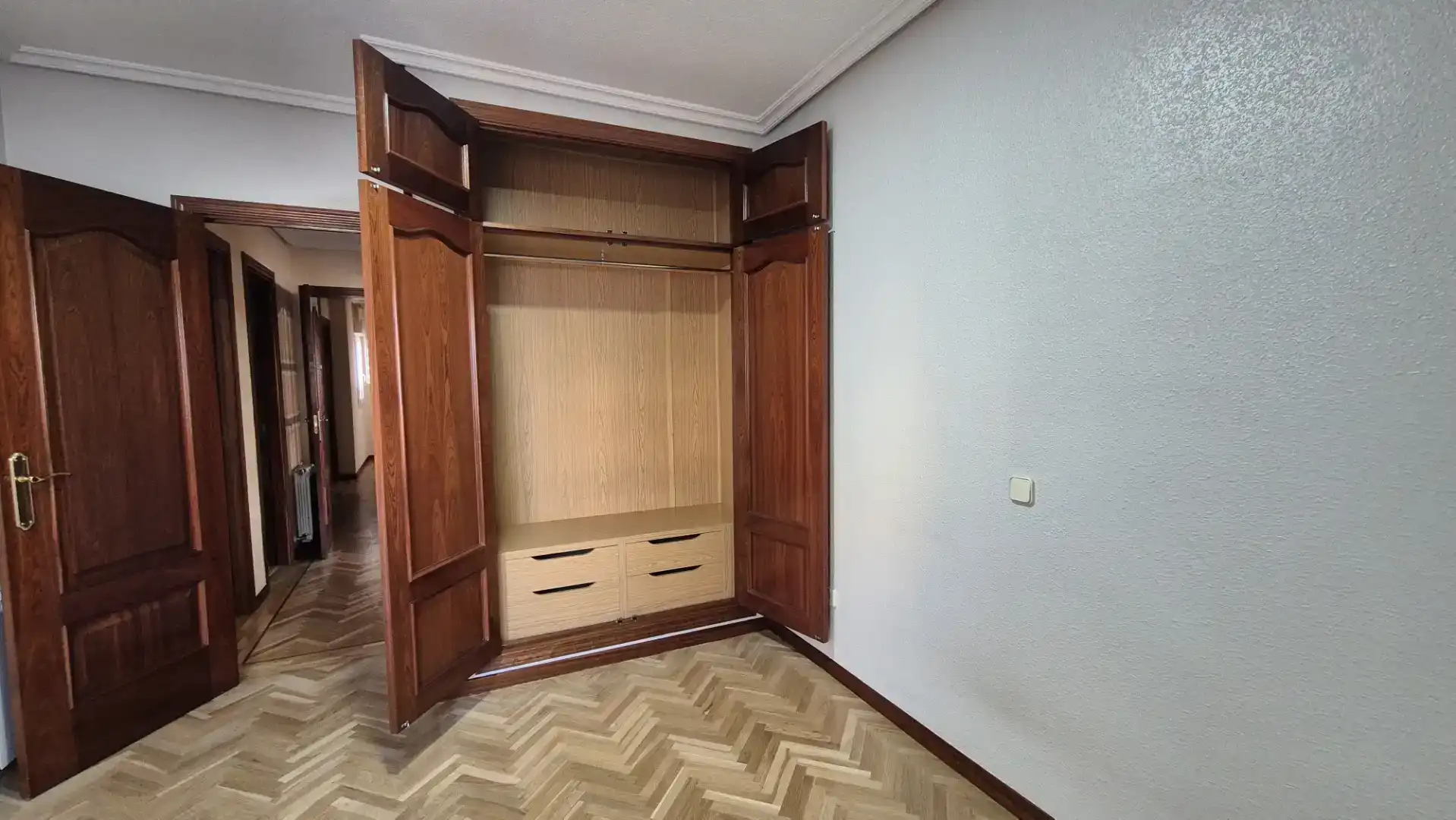 Schlafzimmer von Wohnung zum Verkauf in  Madrid Capital mit Klimaanlage und Terrasse