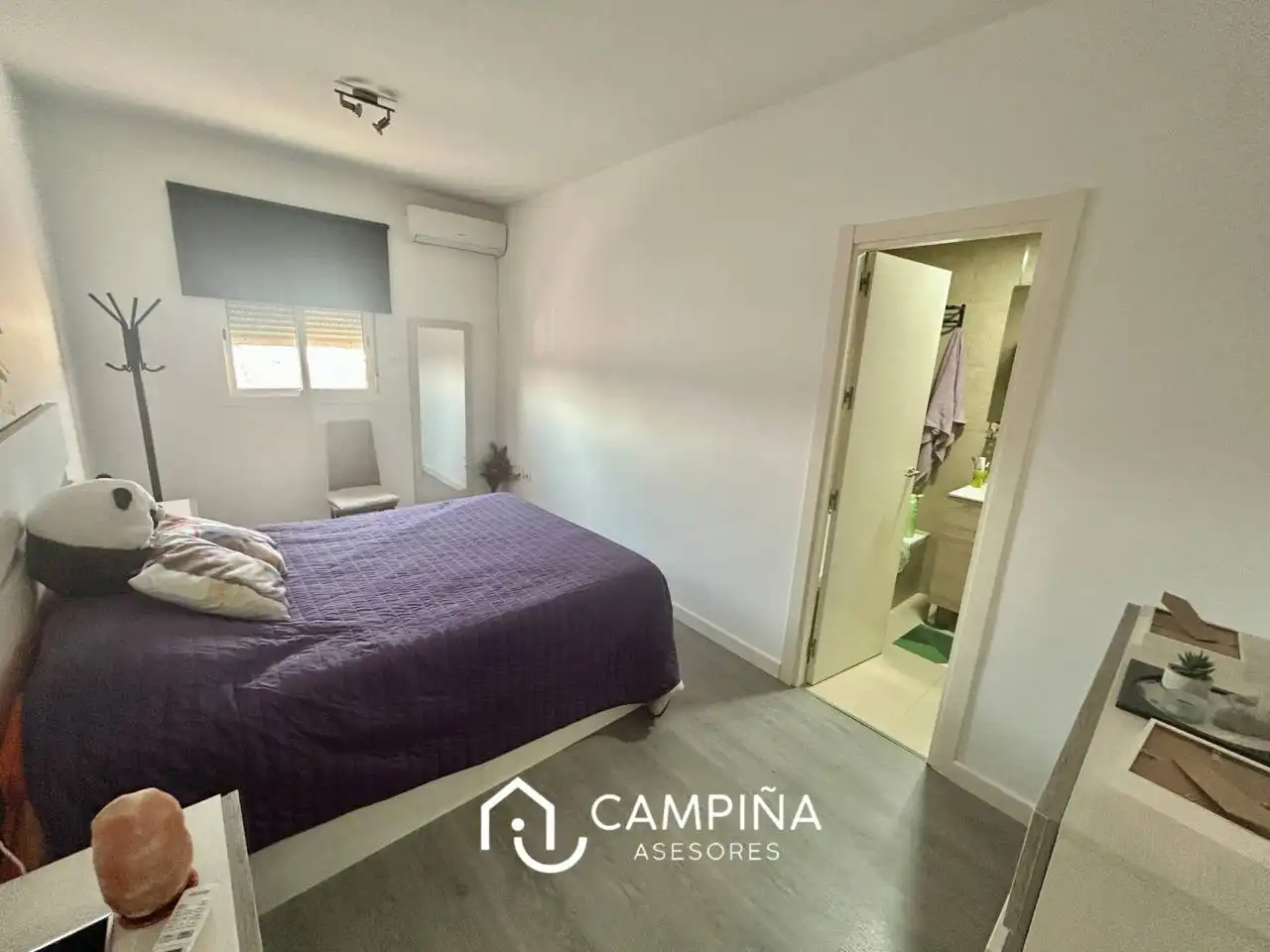Schlafzimmer von Wohnung zum Verkauf in San Juan del Puerto mit Klimaanlage, Abstellraum und Möbliert