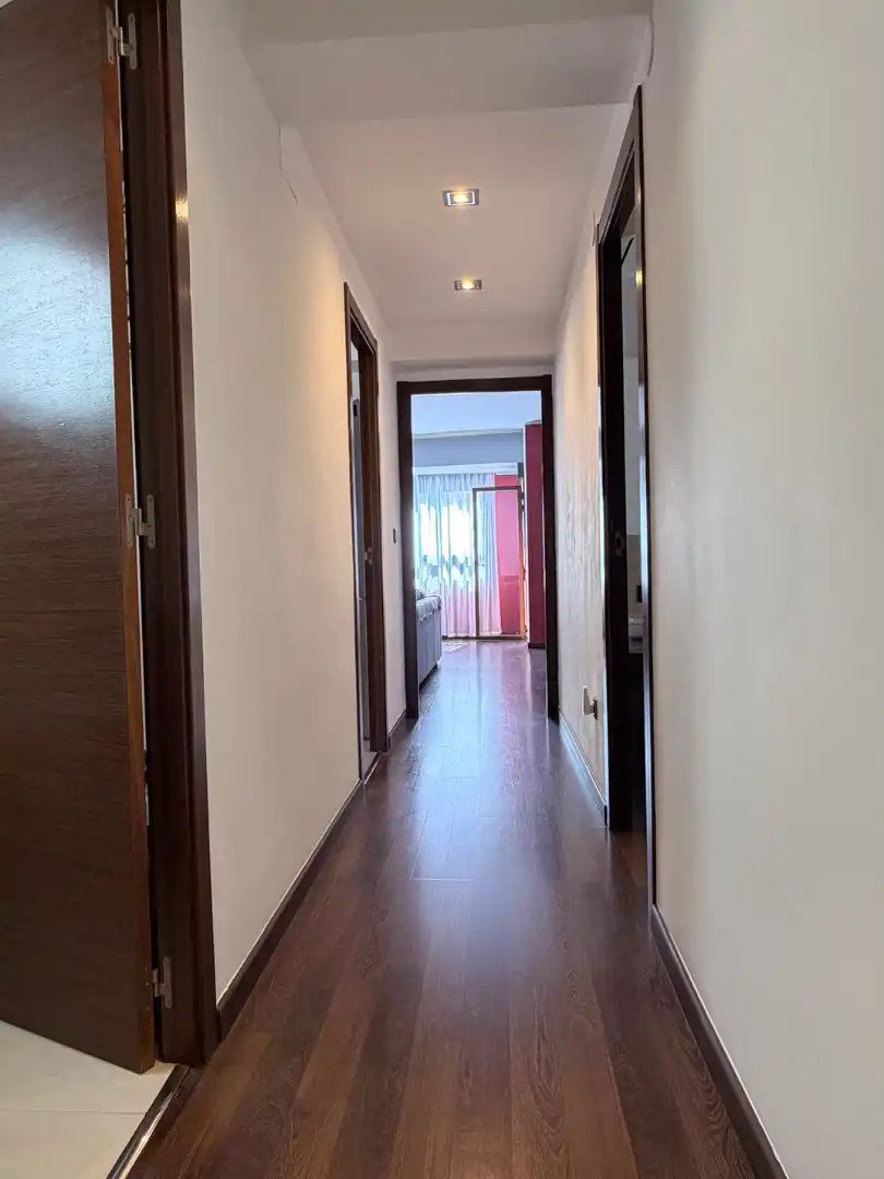Flat with terrace to rent in Carrer de Manuel Bellido 28, imagen 5