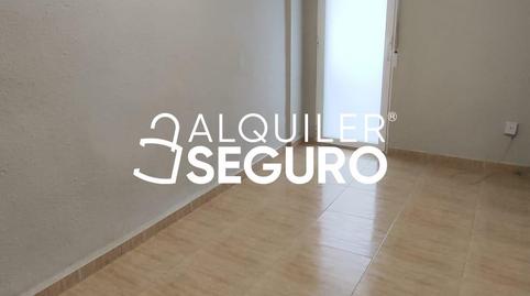 Photo 3 of Flat to rent in Pintor Dubón , Ciutat Fallera,  Valencia Capital