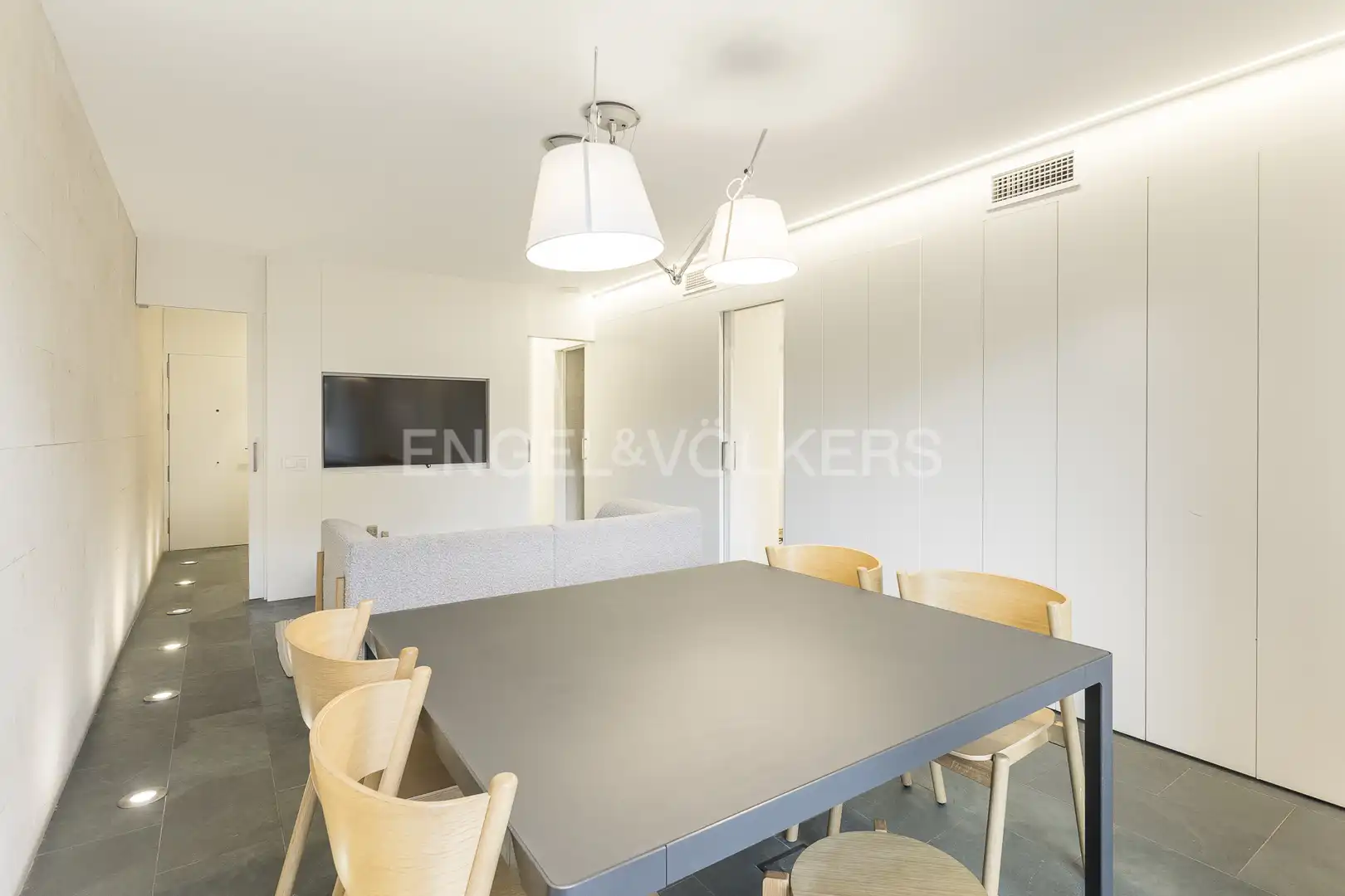 Comedor de Piso en venta en Barcelona con Aire acondicionado, Calefacción y Amueblado