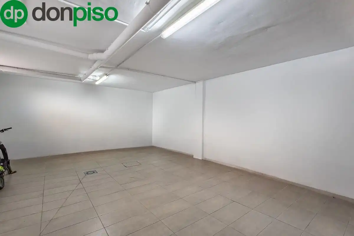 Houses for sale in Calle BADEN POWELL, 13, Barrio de Zaidín