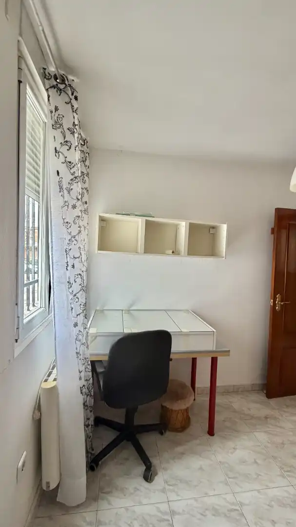 Habitación de Piso en venta en Madrid con Calefacción, Parquet y Amueblado