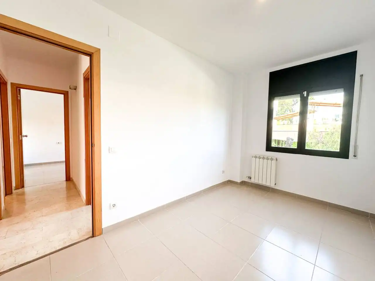 Schlafzimmer von Wohnung zum Verkauf in Girona mit Heizung, Terrasse und Balkon