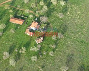 Country house for sale in Garciaz