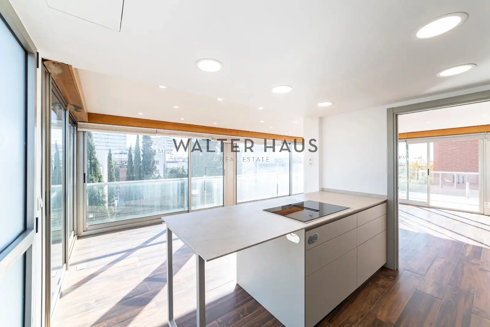 Cocina de Piso en venta en Madrid con Aire acondicionado, Calefacción y Jardín privado
