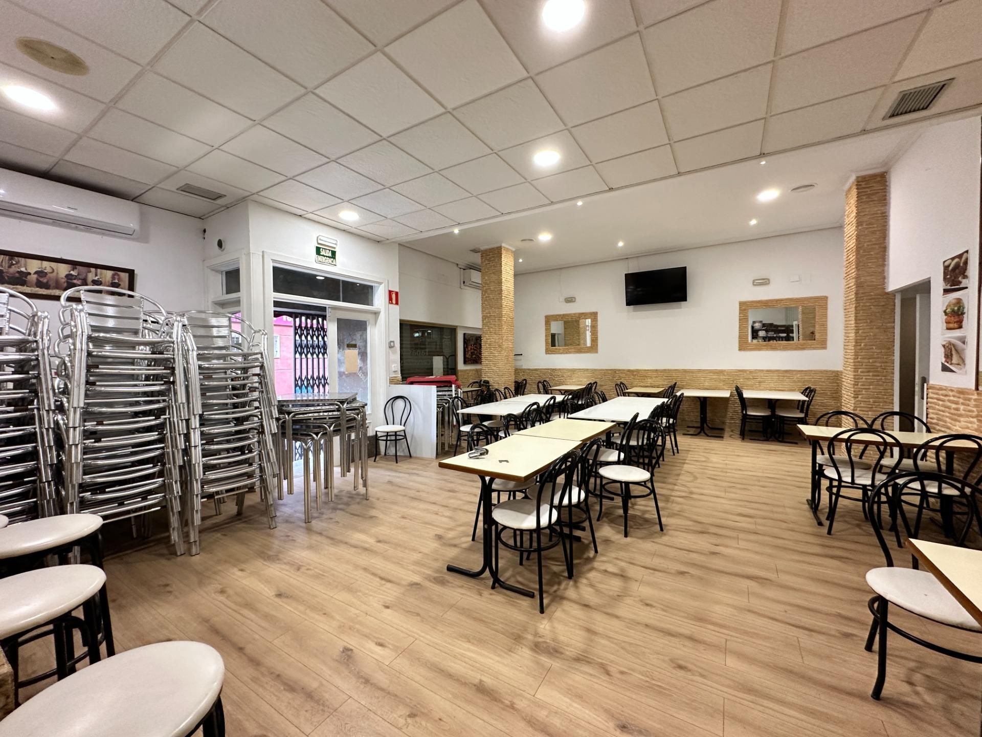 Premises for sale in San Pedro del Pinatar  with Air Conditioner