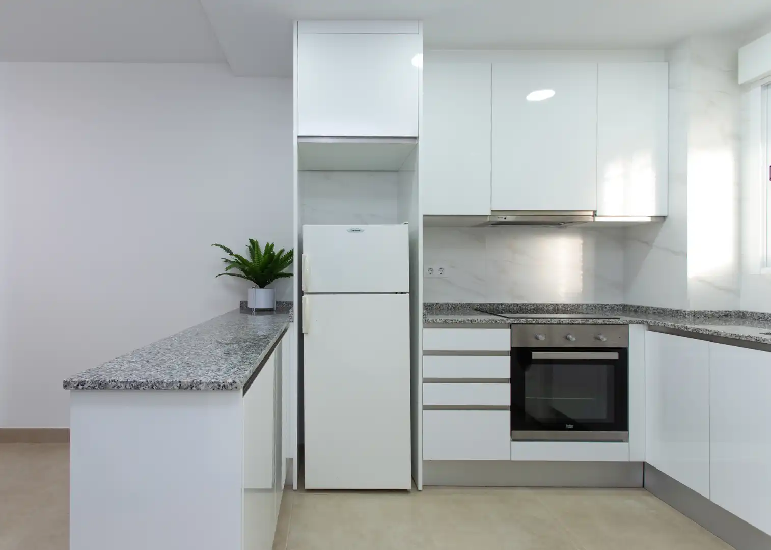 Appartement compact avec ascenseur à vendre à Avinguda del Papa Luna 38, imagen 6