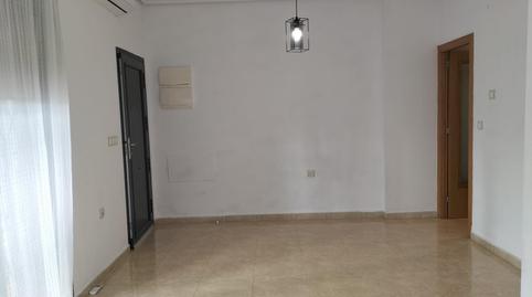 Foto 2 de Planta baja en venta en Cox, Alicante