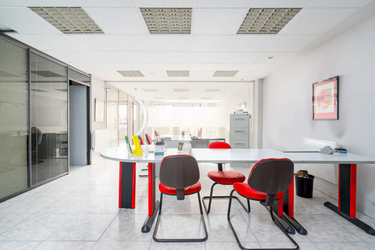 Büro zum Verkauf in Oviedo  mit Heizung