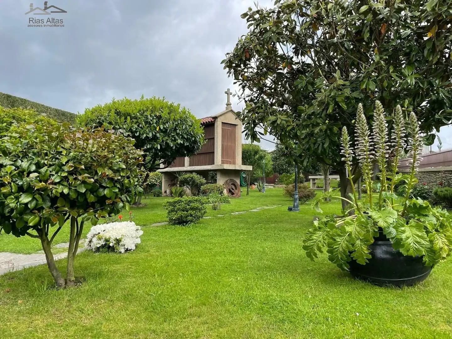 Jardín de Casa o chalet en venta en Ordes con Jardín privado y Trastero