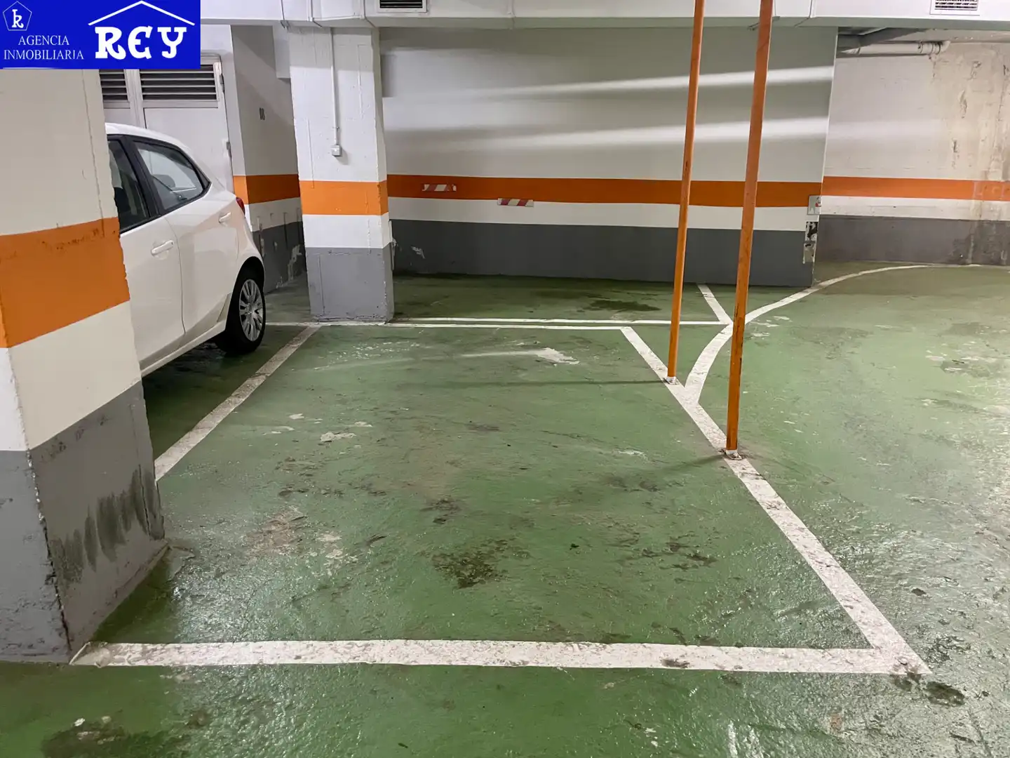 Parking de Garaje de alquiler en Santiago de Compostela 