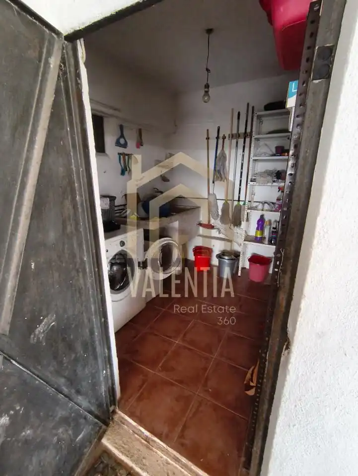 Kitchen of Houses for sale in Buñol  with Air Conditioner, Furnished and Alarm