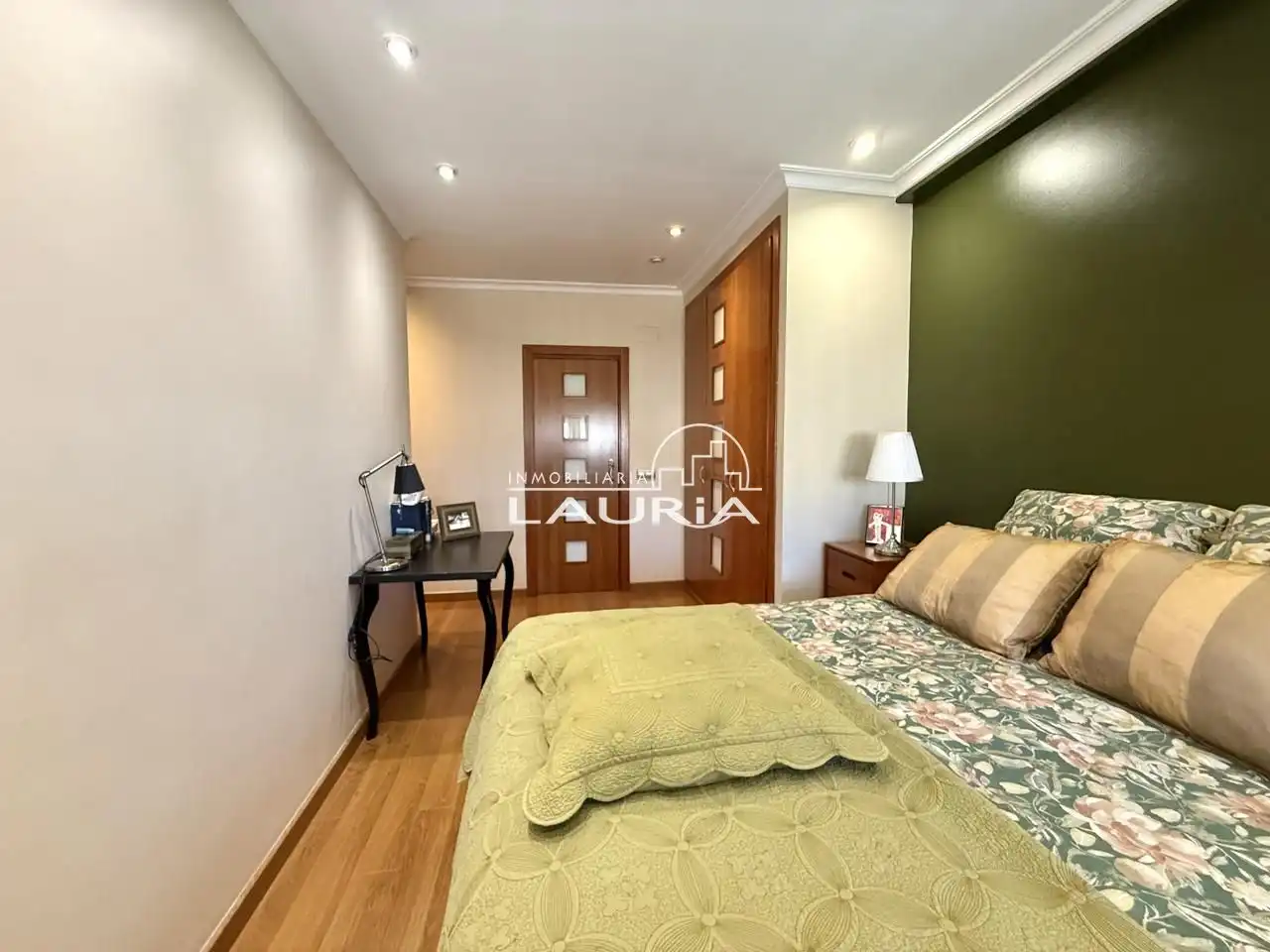 Dormitori de Casa o xalet en venda en Foios amb Aire condicionat, Calefacció i Terrassa