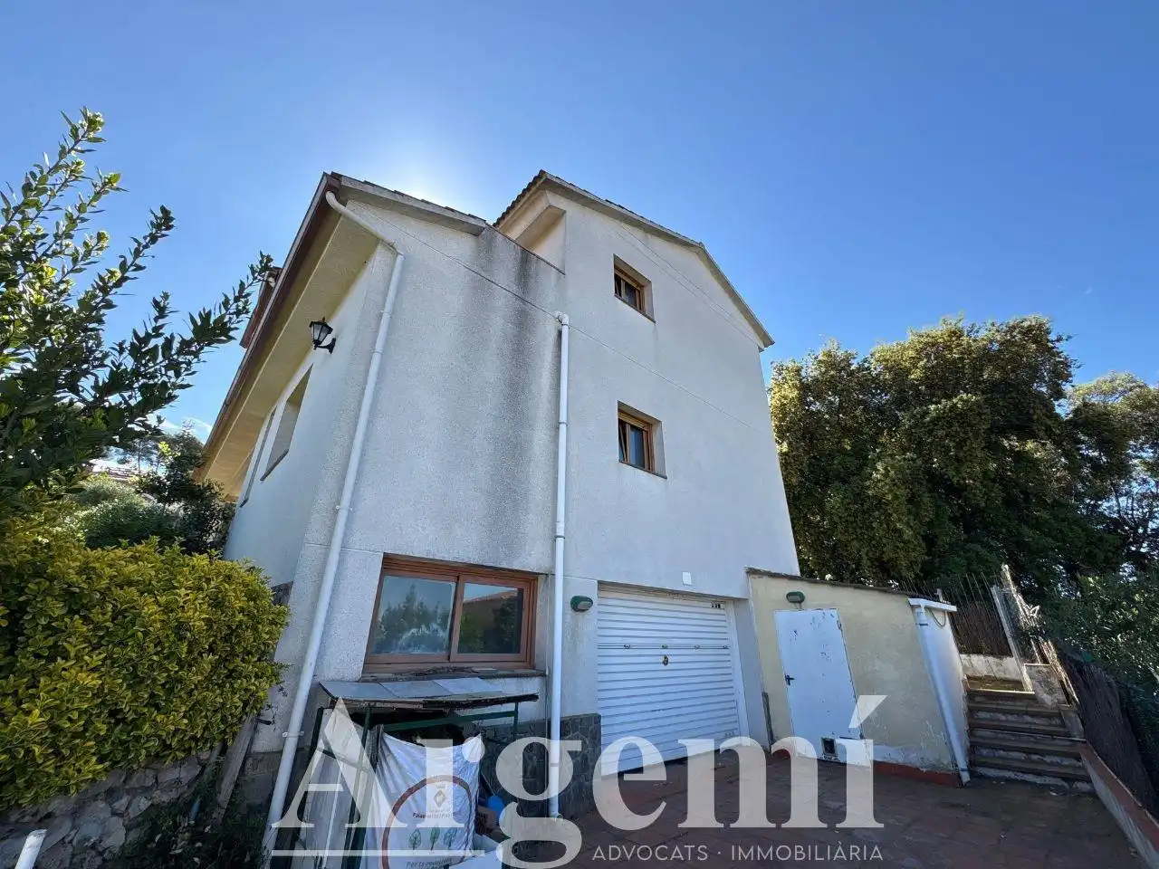 Vista exterior de Casa o xalet en venda en Palau-solità i Plegamans amb Aire condicionat, Calefacció i Jardí privat