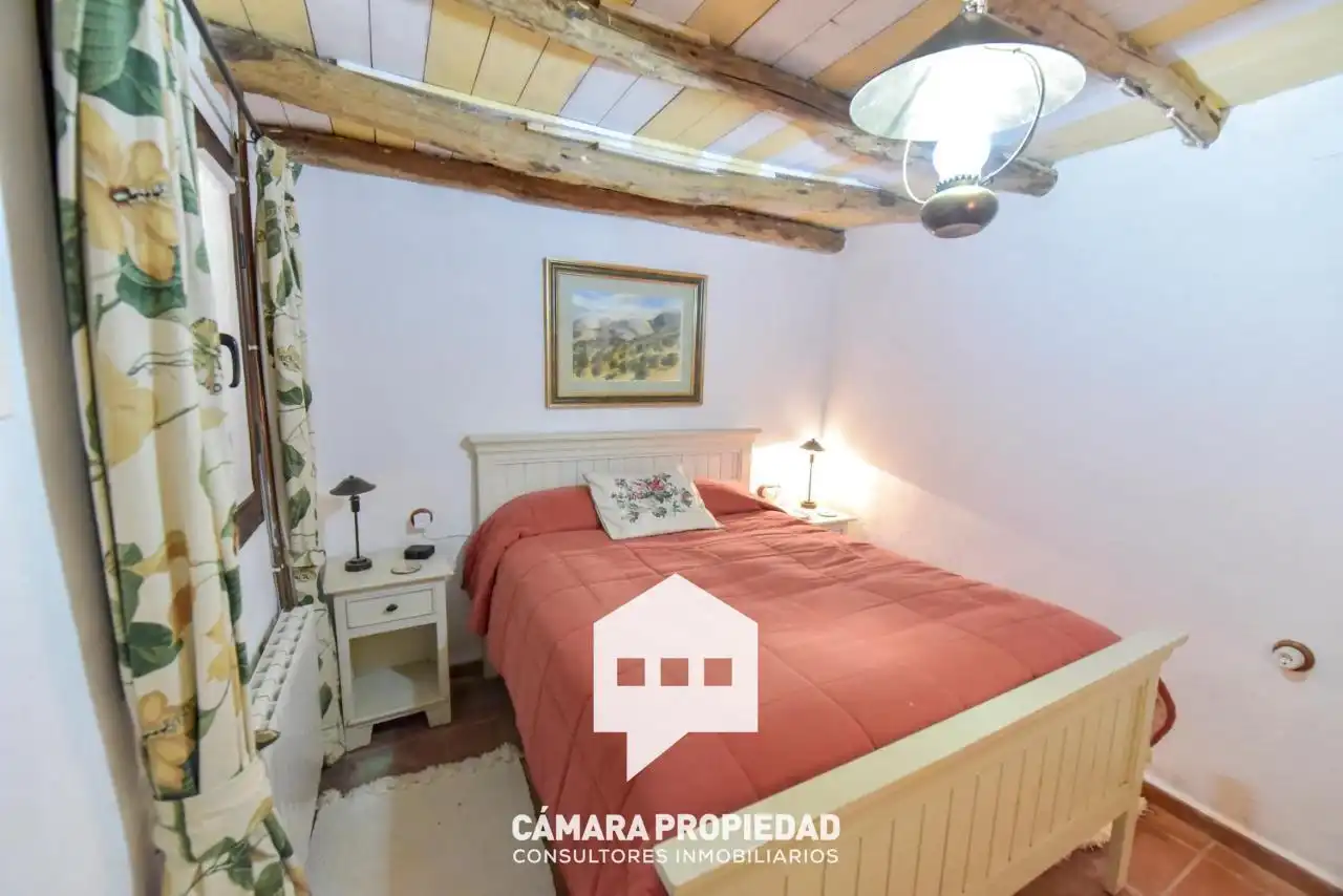 Dormitori de Finca rústica en venda en Aracena amb Calefacció, Terrassa i Piscina