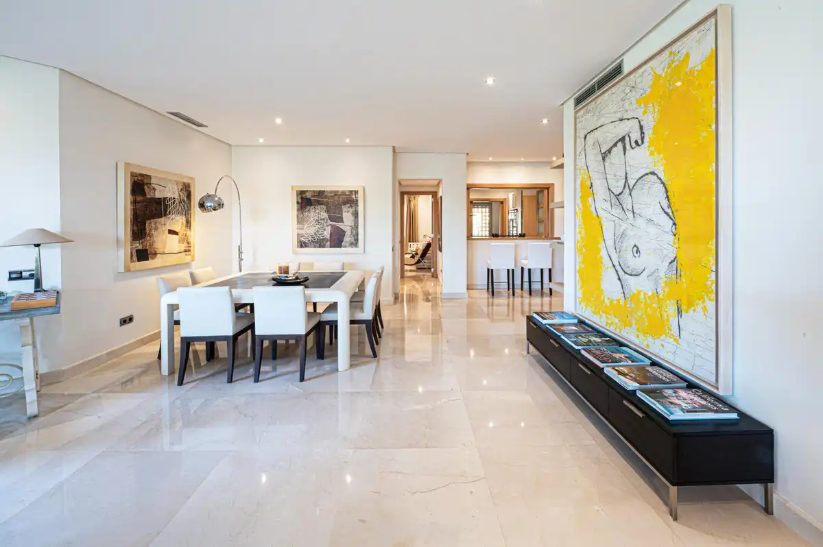 Piso con ascensor en venta en Milla de Oro, imagen 3