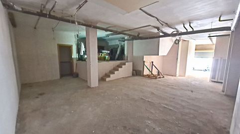 Bajo en alquiler de 95 m2 en C Joan Magal Benzó 3, muy cerca de Avda. de Les Corts Valencianes en Paterna. Paso de vehículos y per