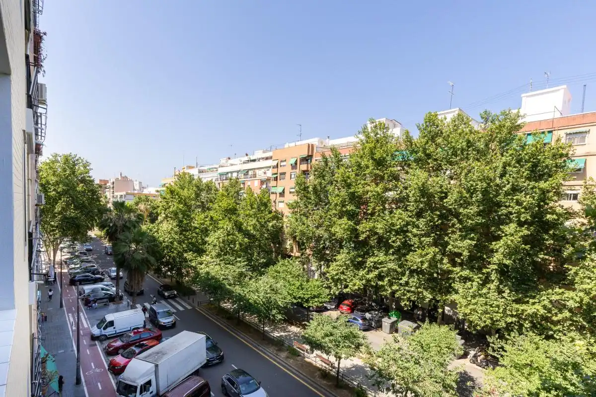Vista exterior de Pis en venda en Valencia amb Aire condicionat i Calefacció