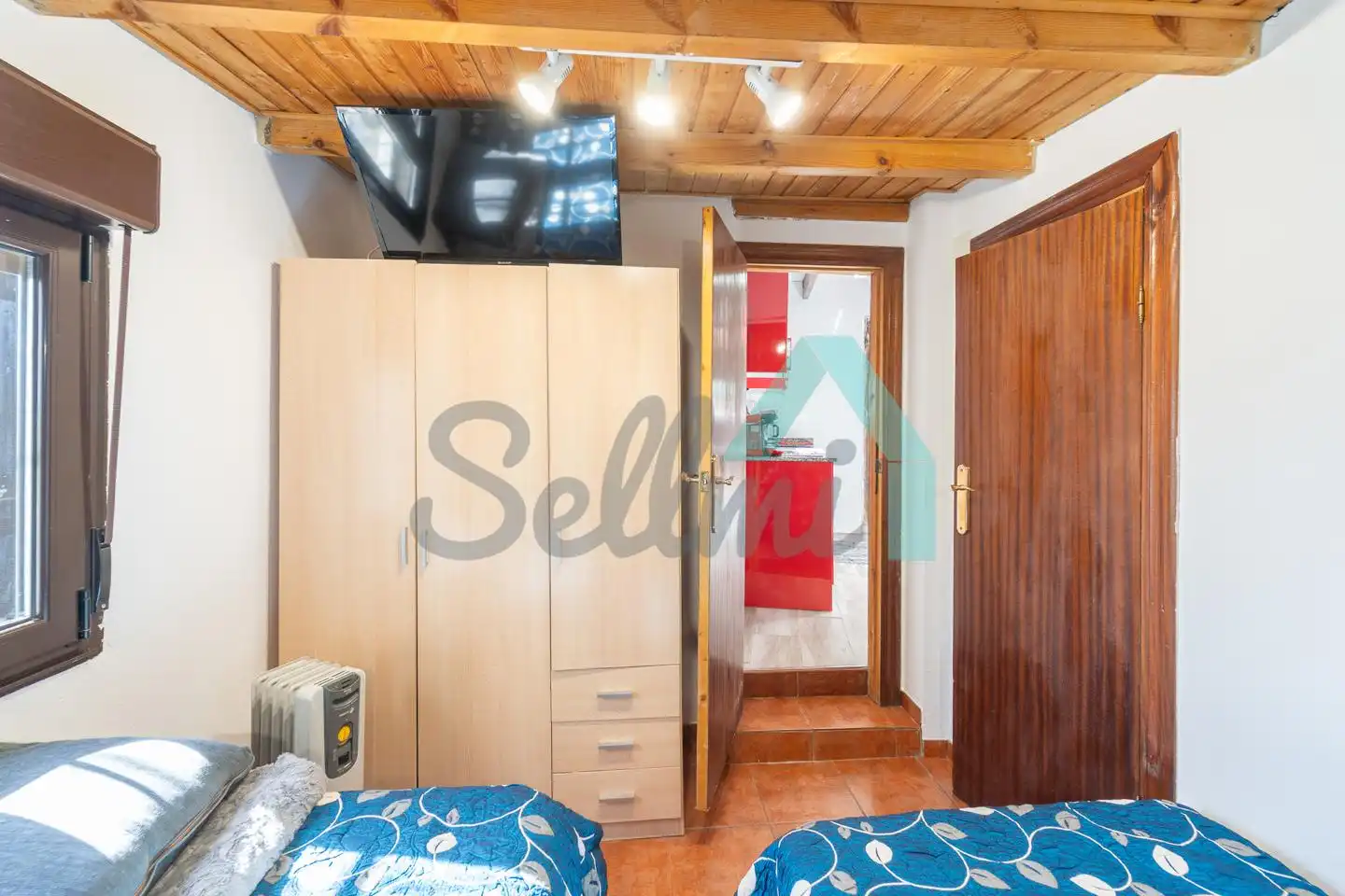 Dormitori de Casa o xalet en venda en Oviedo  amb Jardí privat, Terrassa i Traster