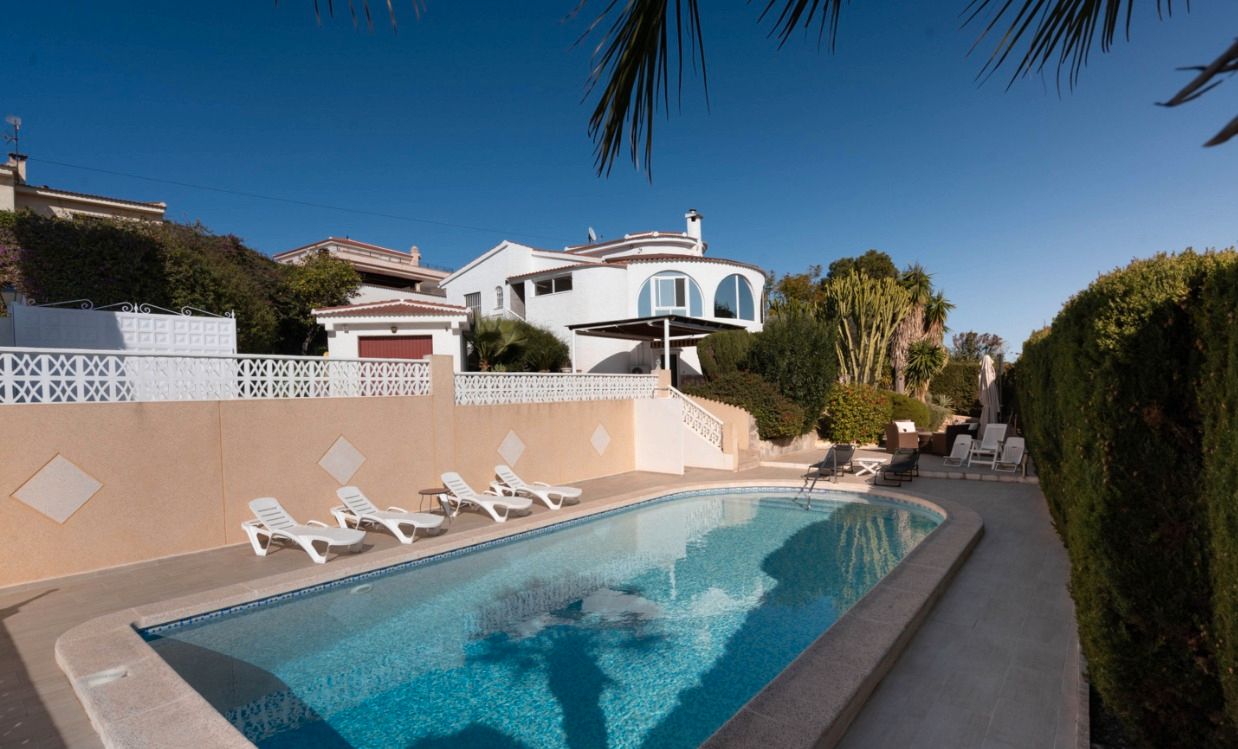 Piscina de Casa o xalet en venda en Rojales amb Aire condicionat, Jardí privat i Parquet