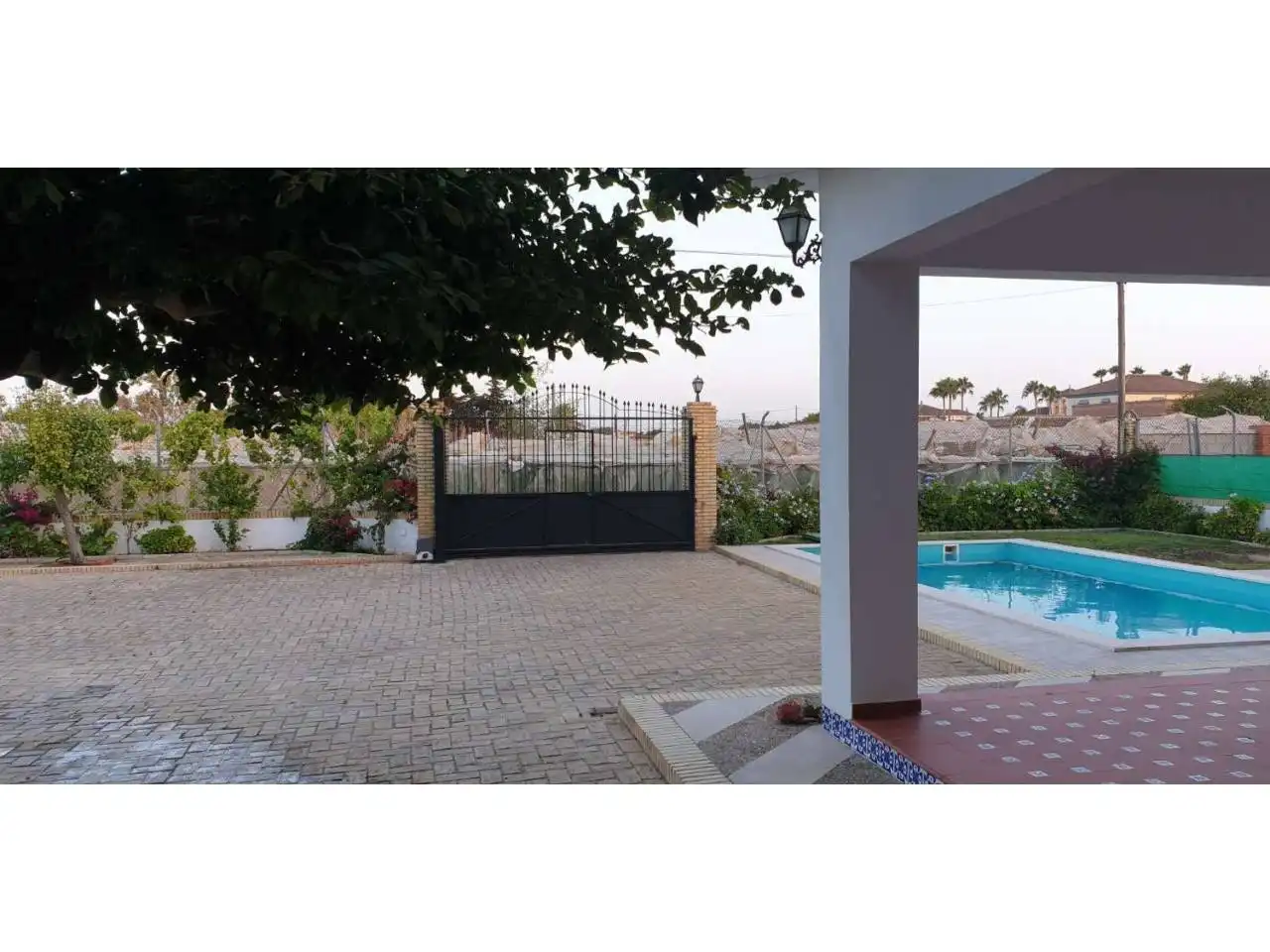 Piscina de Casa o xalet de lloguer en Chipiona amb Aire condicionat, Calefacció i Terrassa