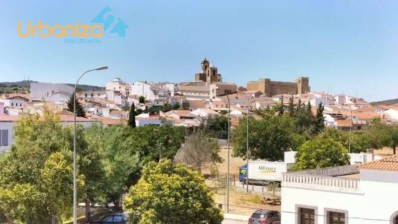 Vista exterior de Ático en venta en Fregenal de la Sierra con Aire acondicionado, Terraza y Trastero