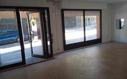 Premises to rent in Rubí  with Parquet flooring