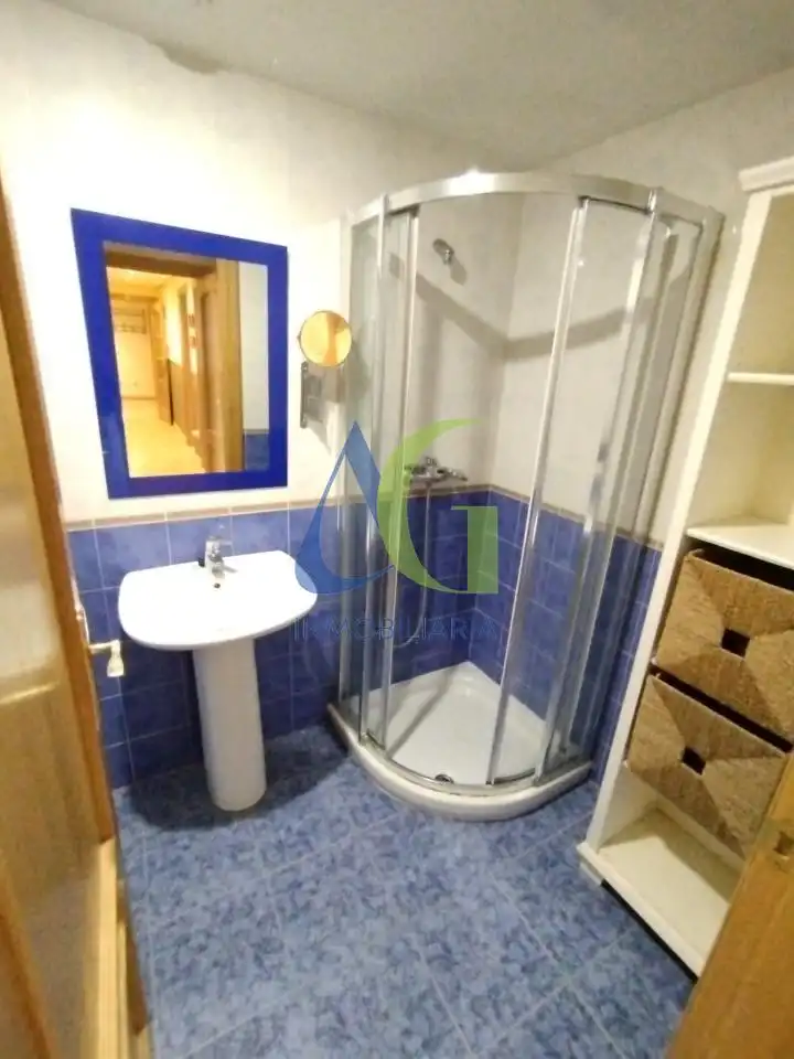 Bathroom of Flat for sale in León Capital   with Heating, Parquet flooring and Terrace