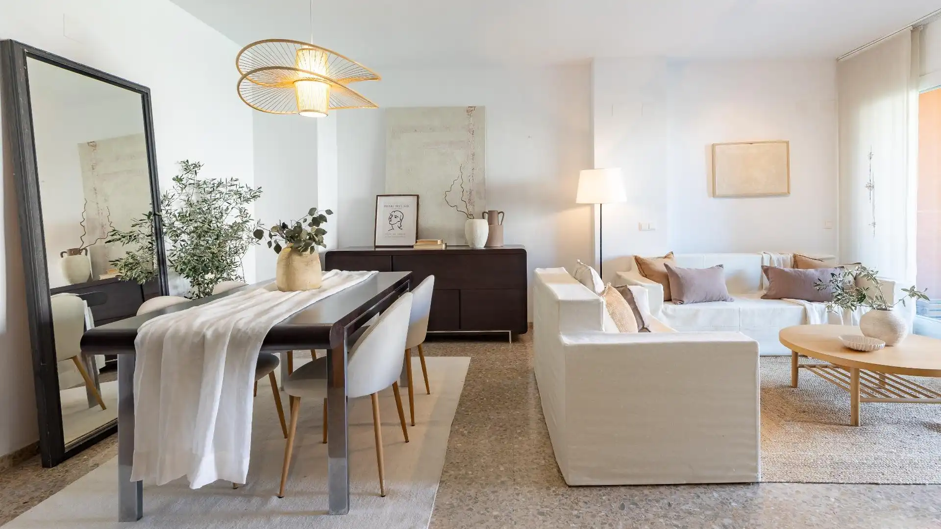 Living room of Flat for sale in Paterna  with Private garden, Terrace and Community pool