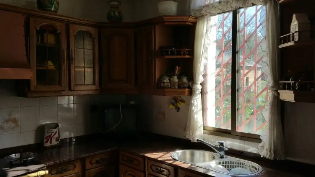 Cocina de Finca rústica en venta en Ponferrada con Calefacción, Jardín privado y Terraza