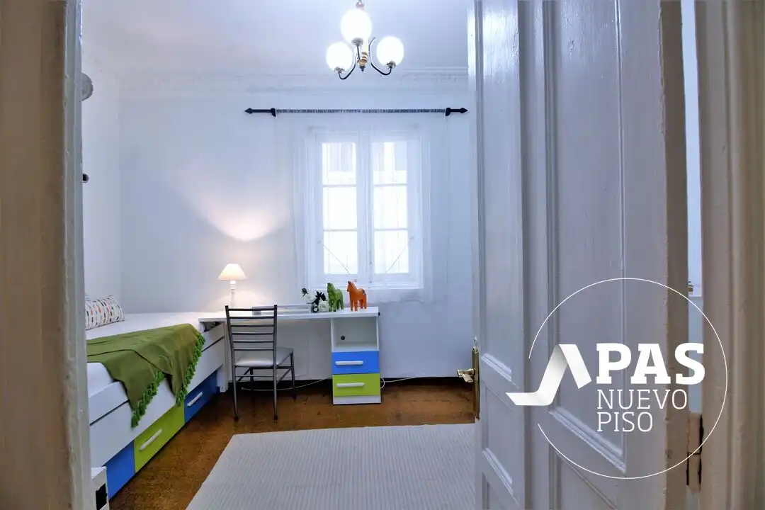 Schlafzimmer von Wohnung zum Verkauf in Santander