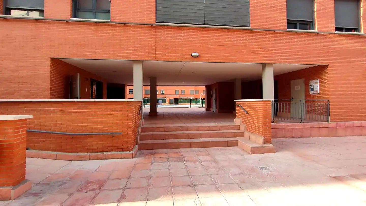 Aparcament de lloguer a Joan Miró, imagen 18