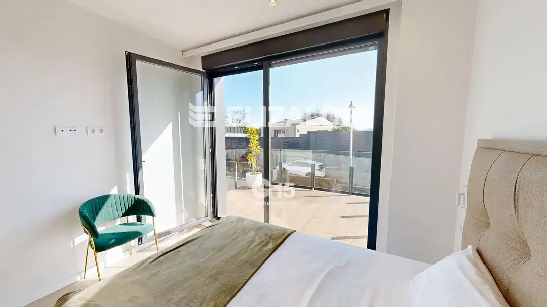 Habitación de Casa o chalet en venta en Donostia - San Sebastián  con Calefacción, Jardín privado y Terraza