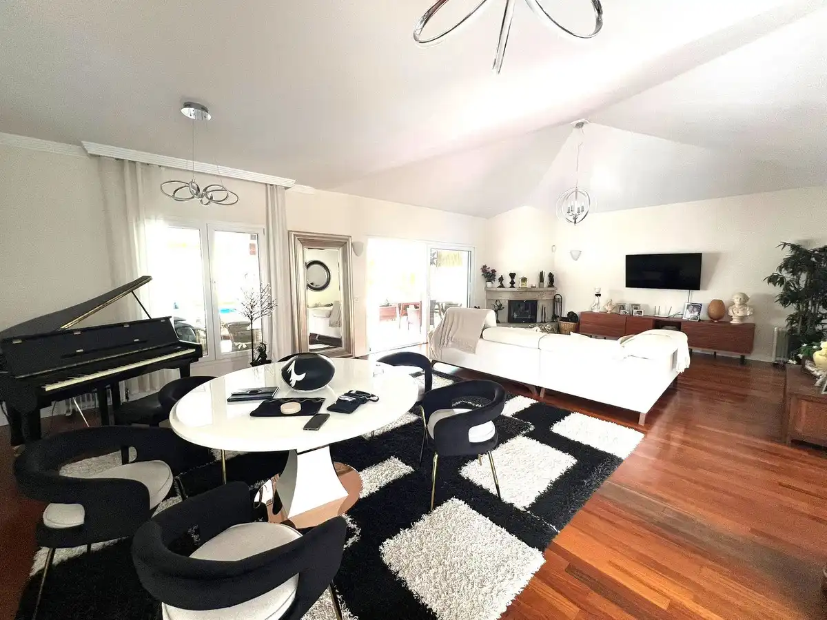 Sala d'estar de Casa o xalet en venda en Mijas amb Aire condicionat, Calefacció i Jardí privat