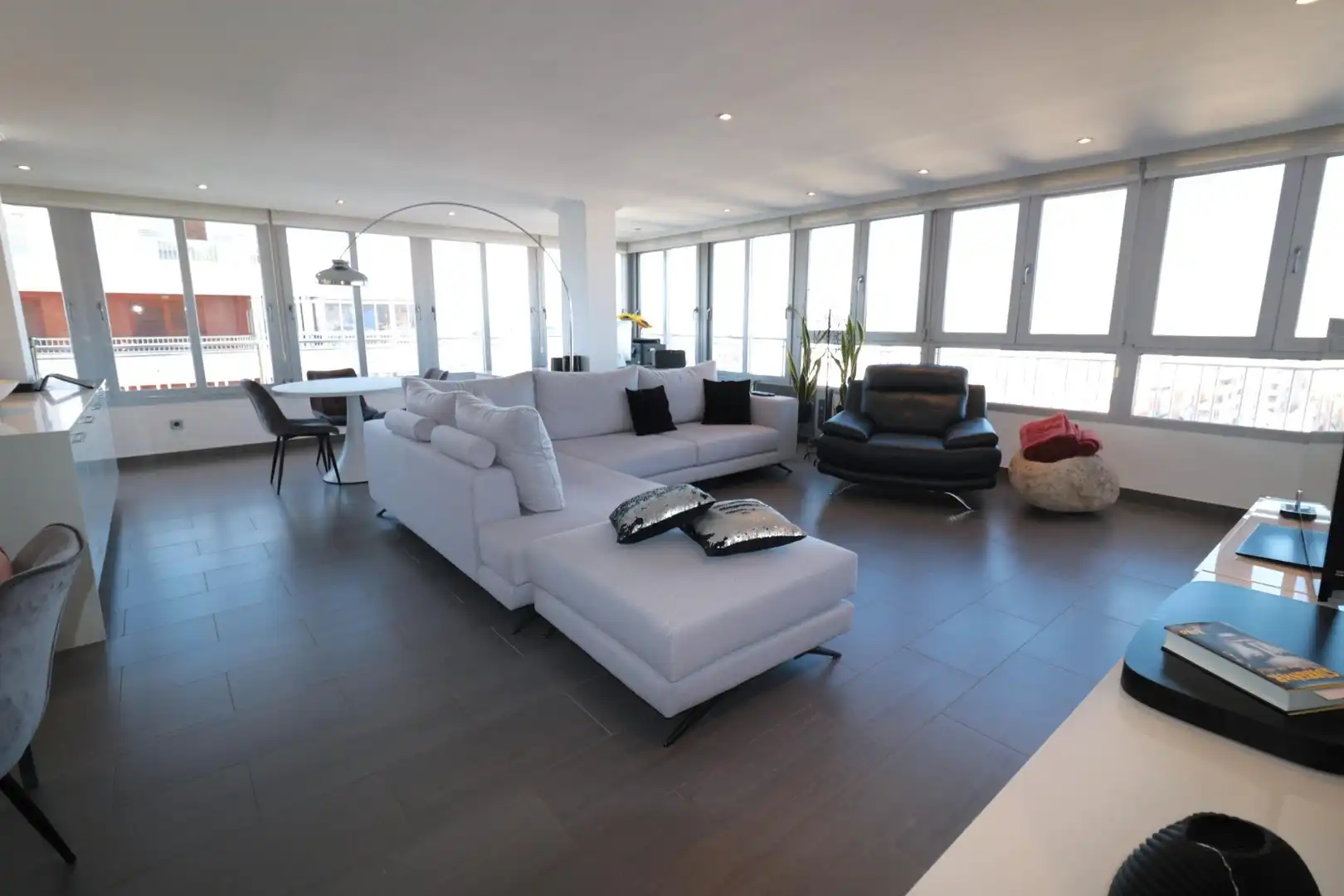 Penthouse with pool for sale in Playa del Acequión, Náufragos y Rocío del Mar, imagen 6