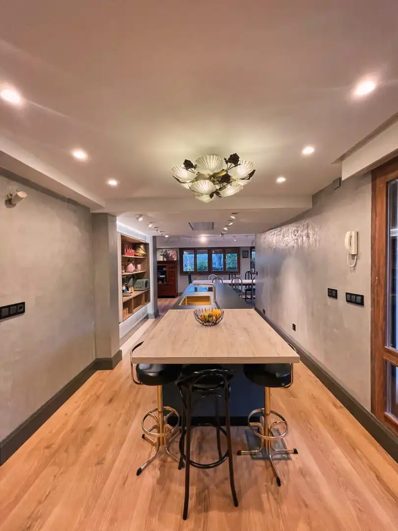 Comedor de Casa o chalet en venta en Albelda de Iregua con Aire acondicionado, Calefacción y Jardín privado