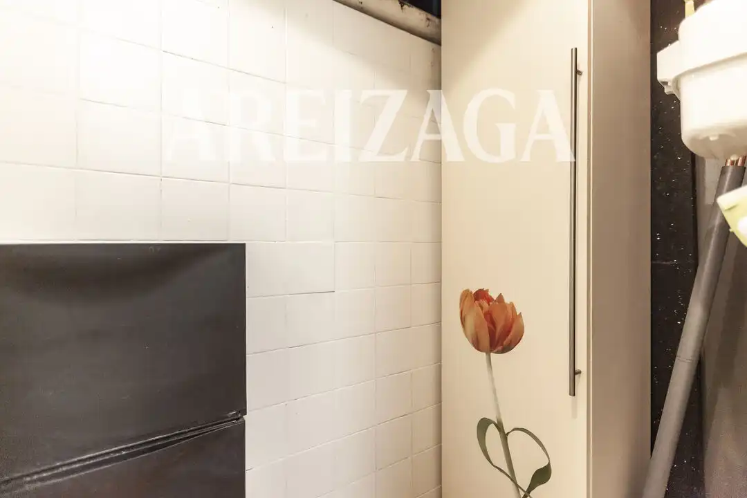 Piso en venta en Donostia - San Sebastián  con Calefacción y Balcón