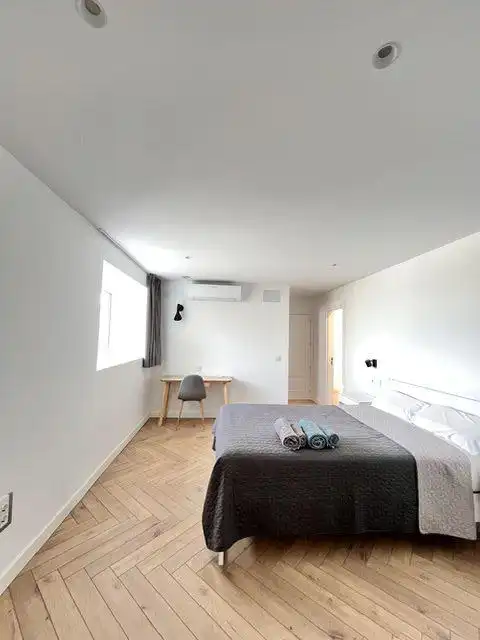 Dormitori de Casa o xalet en venda en Gijón  amb Calefacció i Terrassa