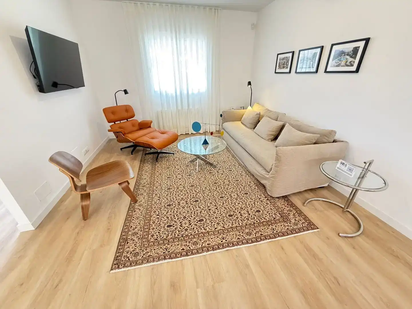 Living room of Flat for sale in Sant Lluís  with Air Conditioner, Private garden and Parquet flooring