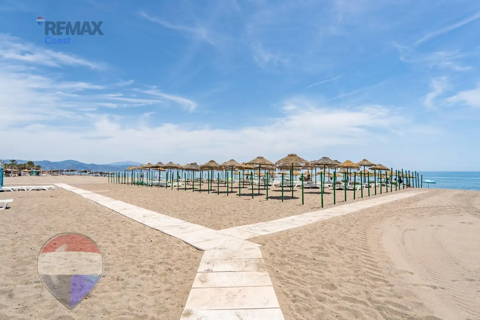 Außenansicht von Einfamilien-Reihenhaus zum Verkauf in Torremolinos mit Klimaanlage, Heizung und Terrasse