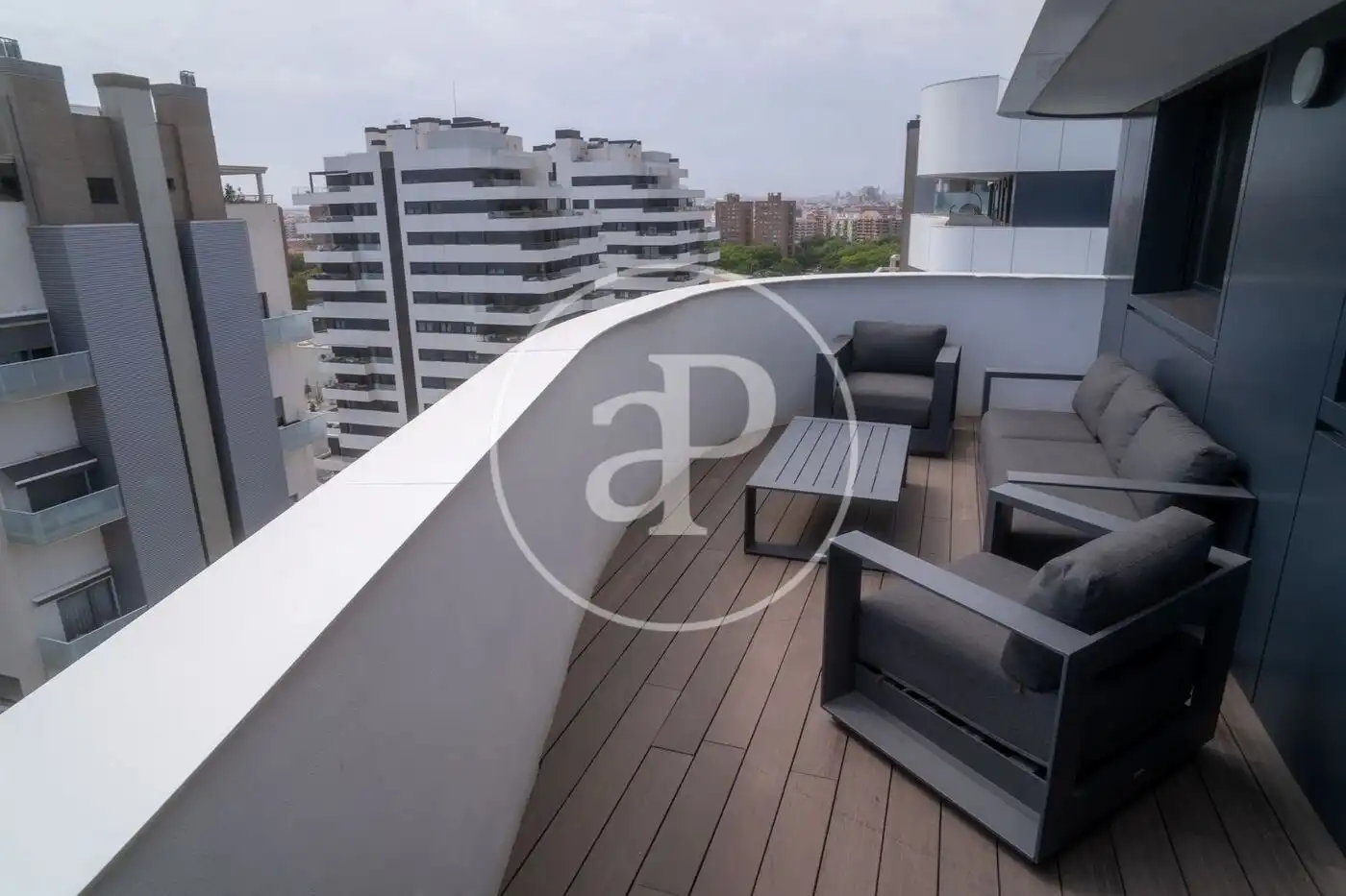 Terrace of Flat for rent in Valencia  with Air Conditioner, Heating and Private garden
