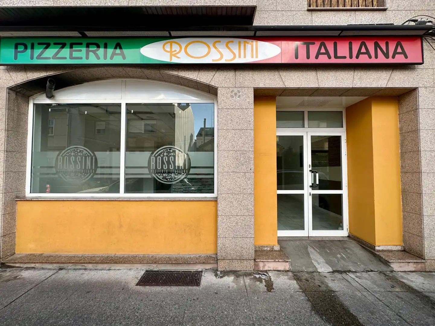 Local comercial en alquiler en Cuatro Vientos