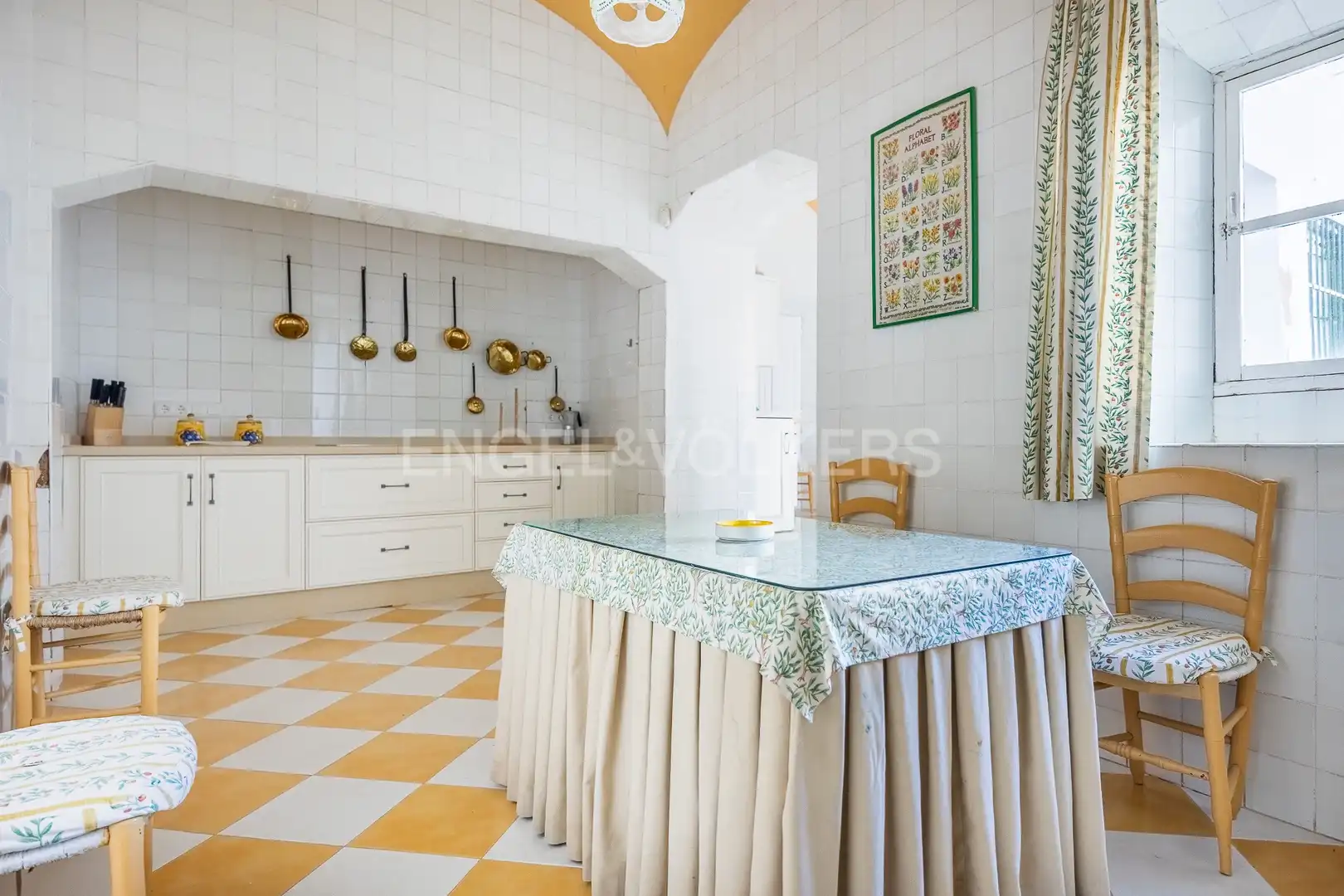 Cocina de Casa o chalet en venta en Fuente del Maestre con Calefacción, Jardín privado y Terraza