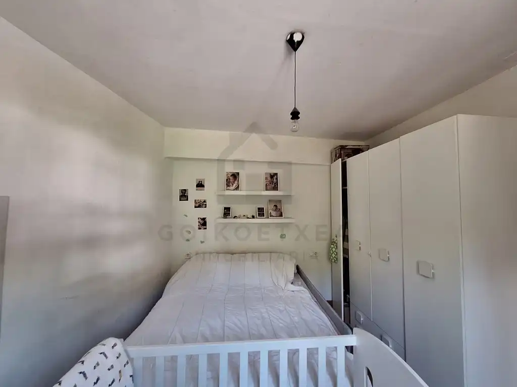 Bedroom of Flat for sale in Bera