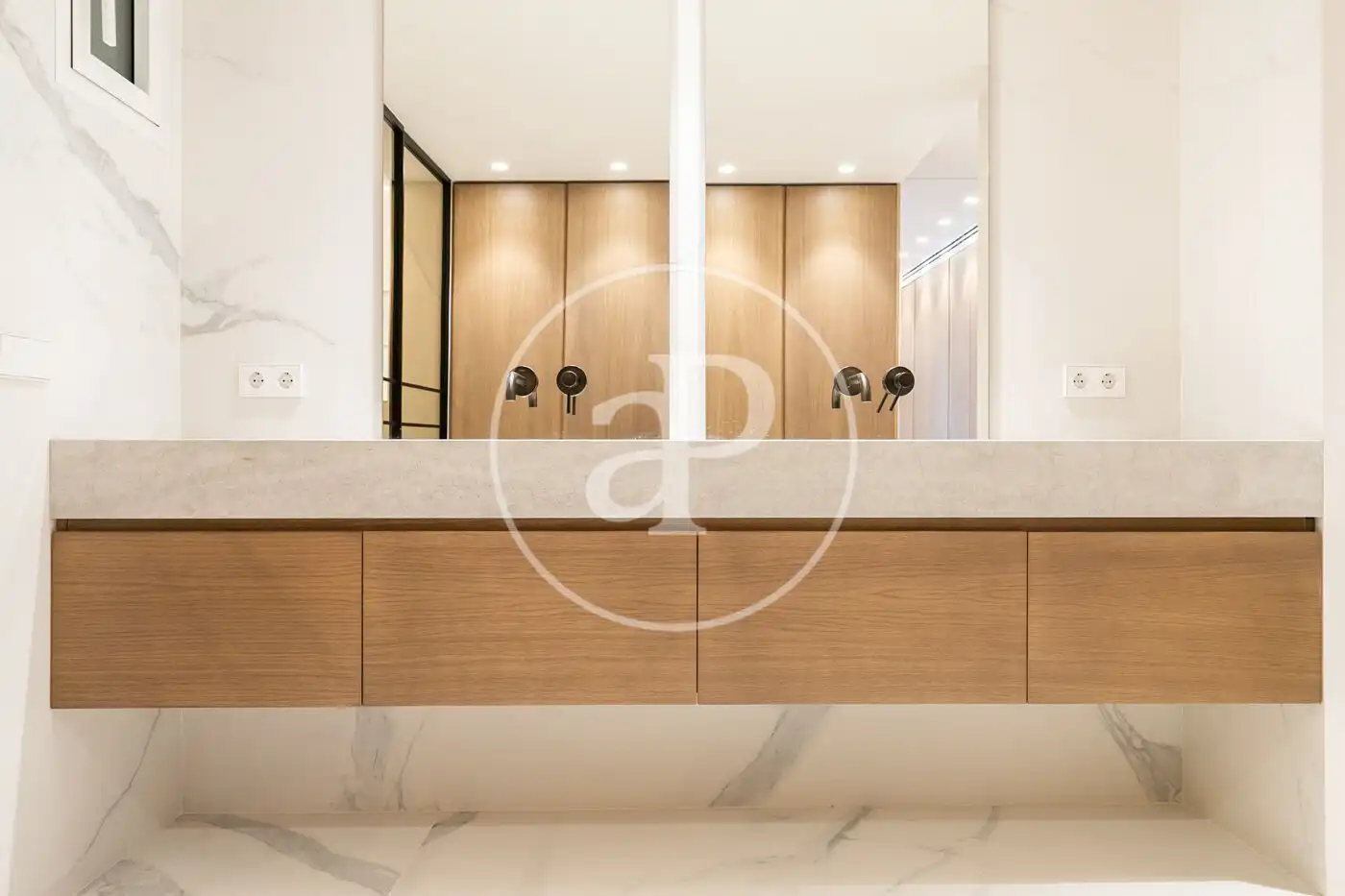 Appartement avec terrasse à vendre à Carrer del Consell de Cent, imagen 82