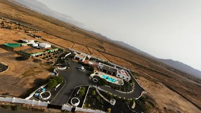 Vista exterior de Casa o chalet en venta en Antigua con Jardín privado, Terraza y Piscina